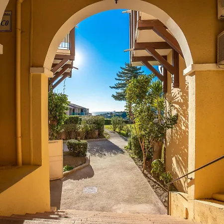 Apartament Studio Village Cap Esterel - Le Village-74 By Interhome *