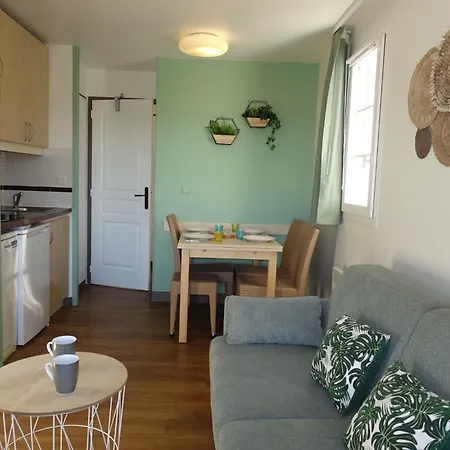 Studio Village Cap Esterel - Le Village-74 By Interhome Apartament Saint-Raphaël