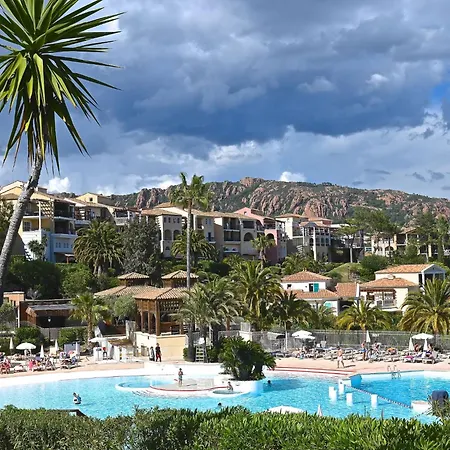 Apartament Studio Village Cap Esterel - Le Village-74 By Interhome *